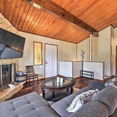 Lake Arrowhead Cabin With Deck And Stunning Mtn Views! 샌 베르나디노 외부 사진