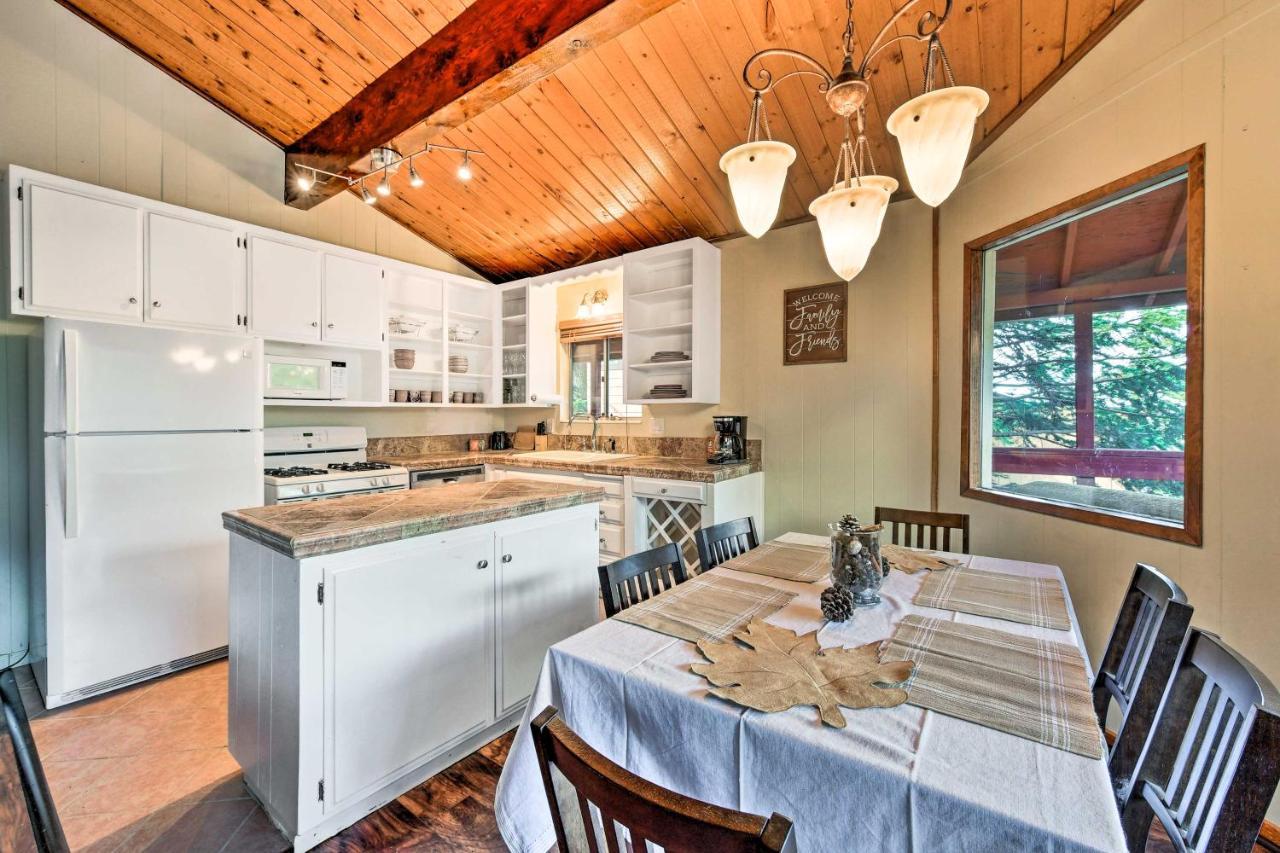 Lake Arrowhead Cabin With Deck And Stunning Mtn Views! 샌 베르나디노 외부 사진